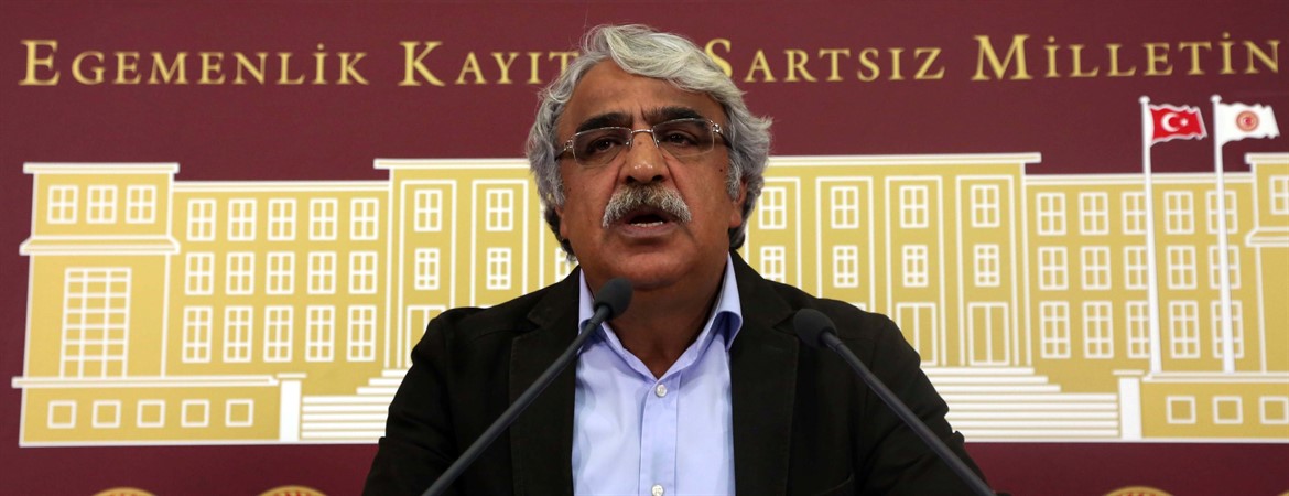 Mithat Sancar: Yüzleşemediğiniz felaketler tekrarlanır